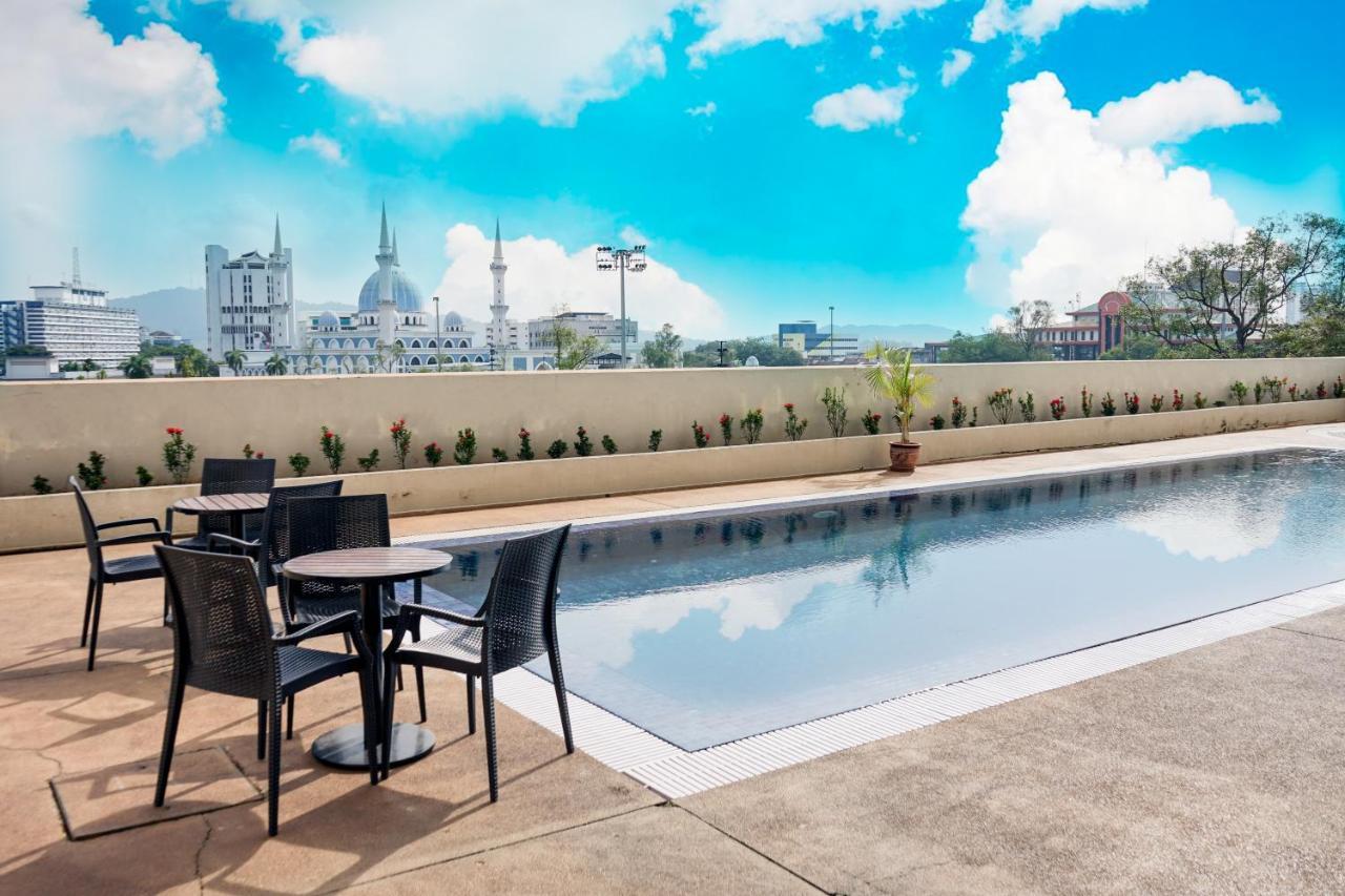 Shahzan Hotel Kuantan, Trademark Collection By Wyndham Exterior photo