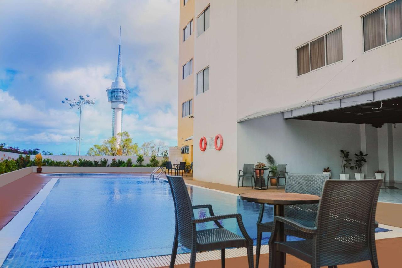 Shahzan Hotel Kuantan, Trademark Collection By Wyndham Exterior photo